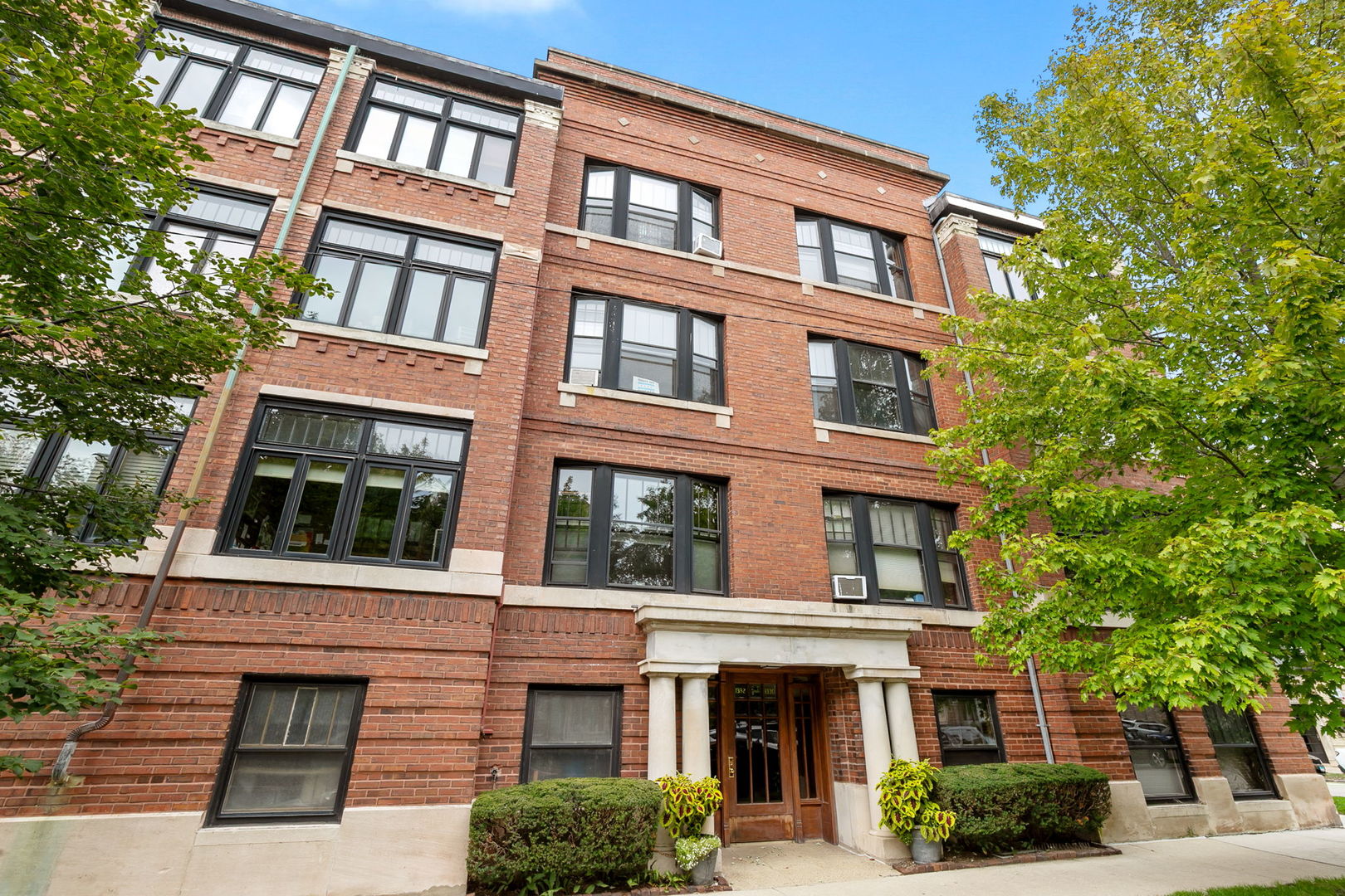 1330 W Birchwood Avenue D — photo
