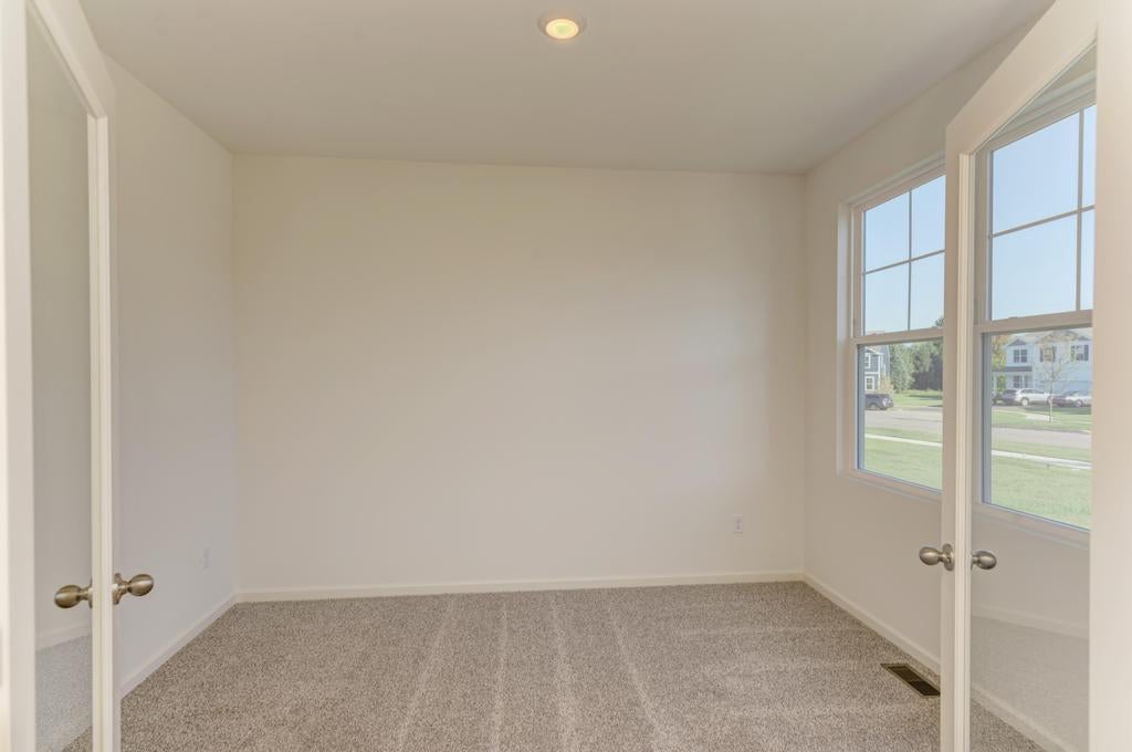 Home in Plainfield, IL 60544 — photo 3