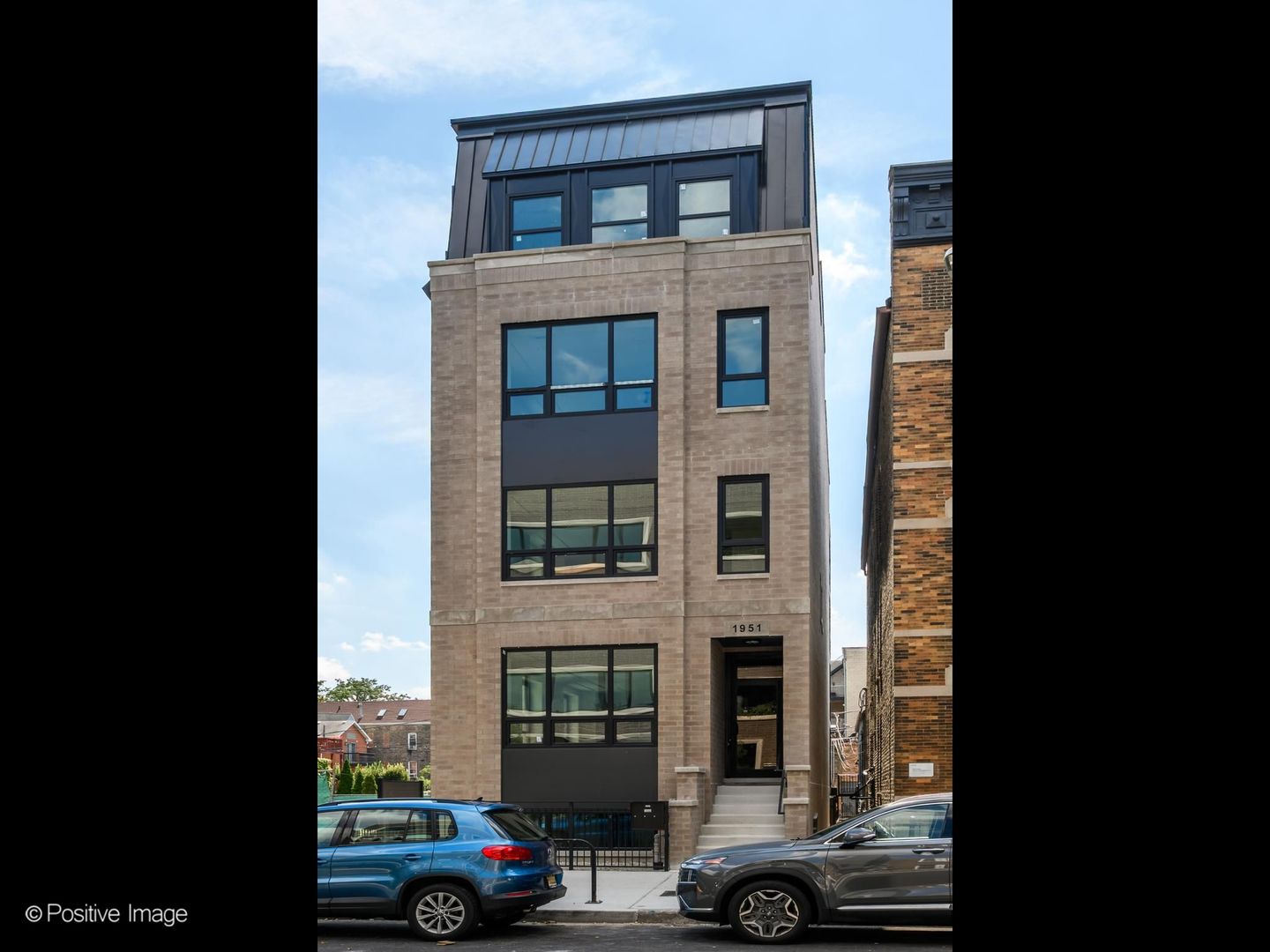1951 W Dickens Avenue 3 — photo