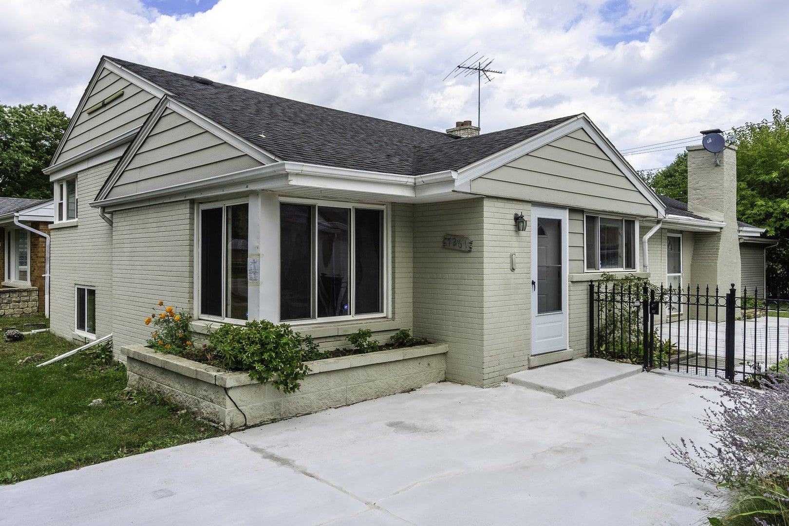 7261 N East Prairie Road — photo