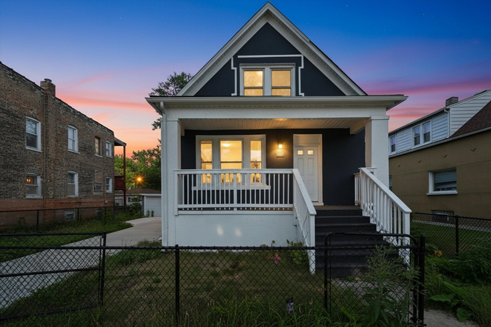 8942 S Aberdeen Street — photo