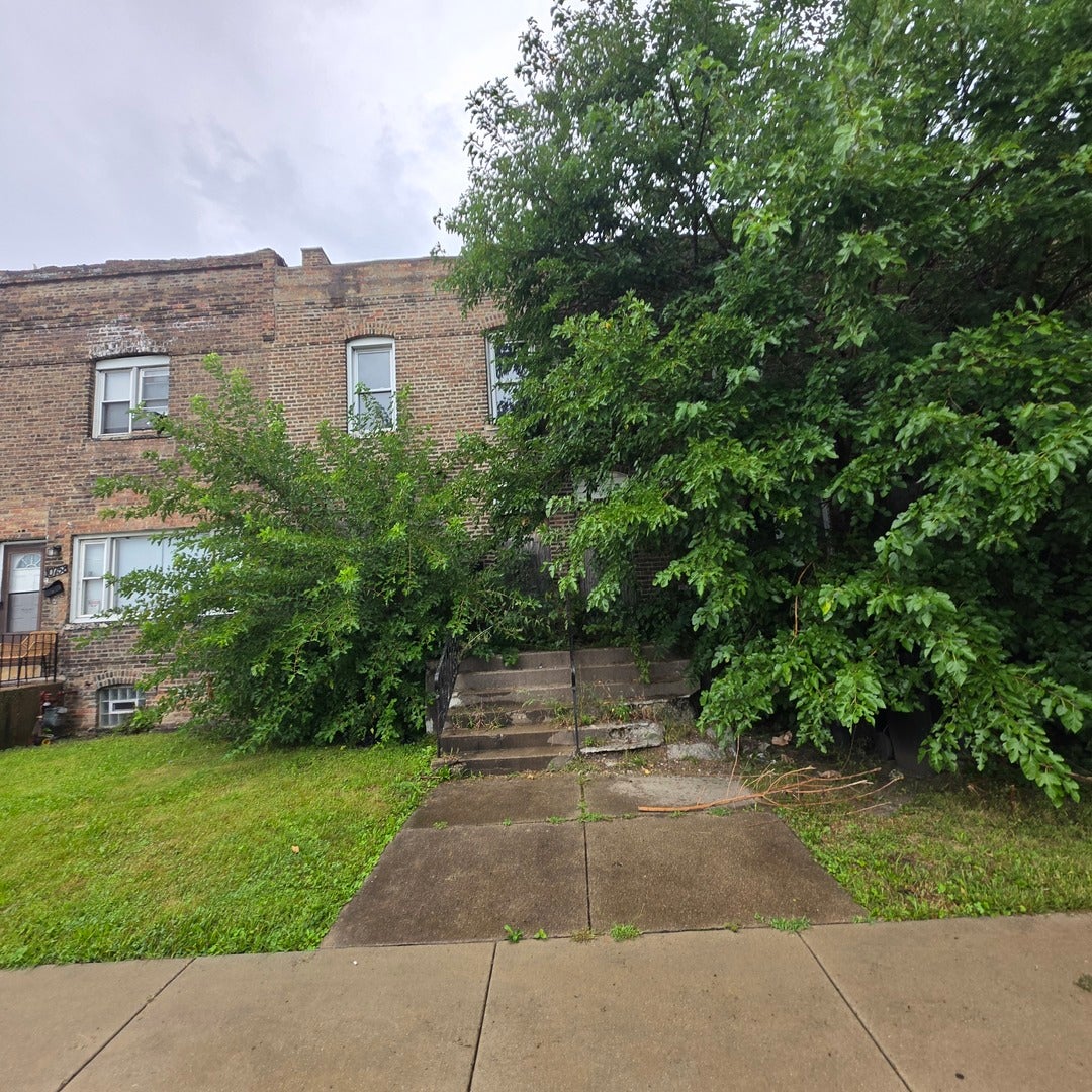10754 S Langley Avenue 0 — photo