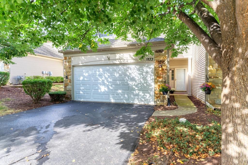 1833 Misty Ridge Lane — photo