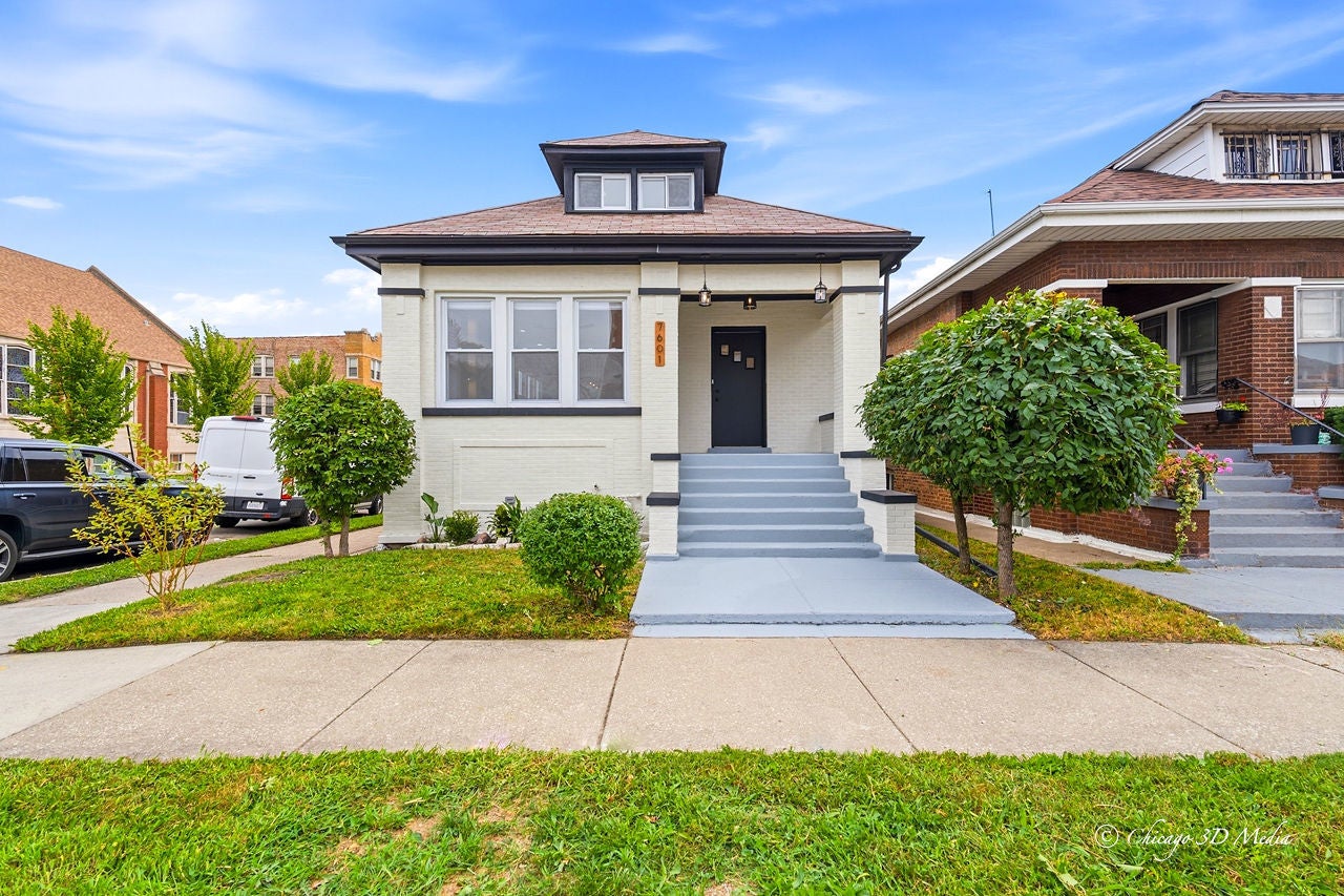 7601 S Aberdeen Street — photo