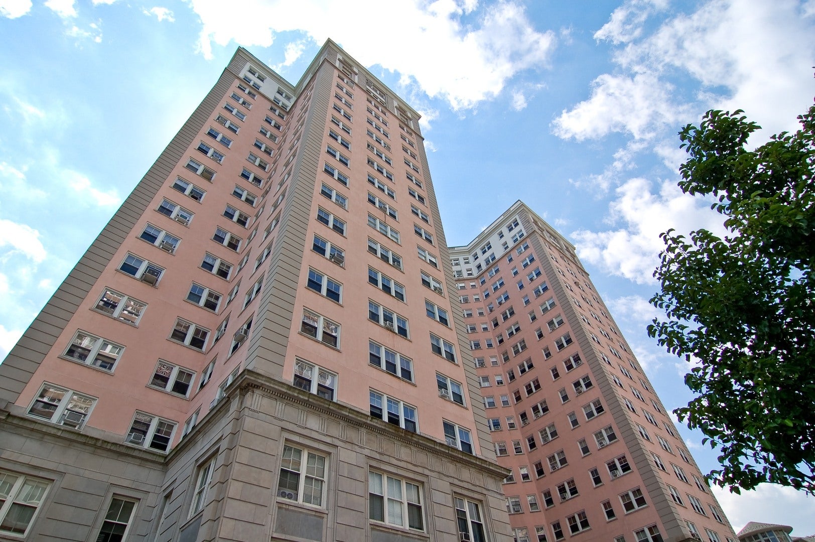 5555 N Sheridan Road 1007 — photo