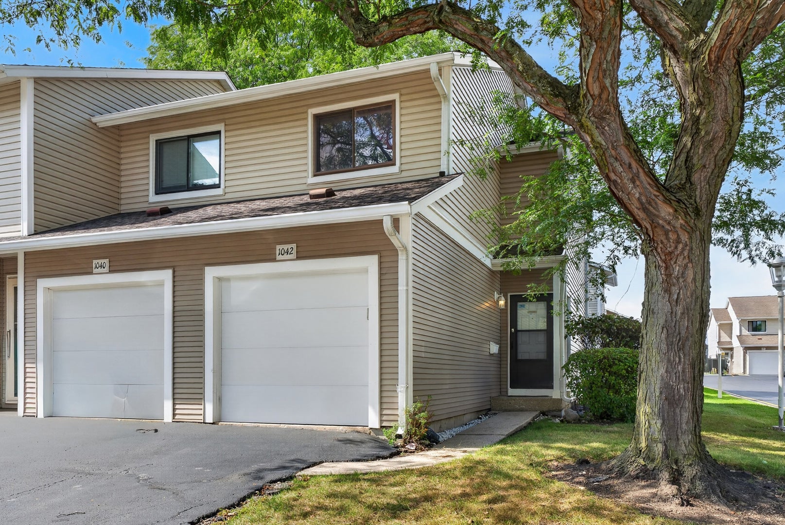 1042 E Randville Drive — photo