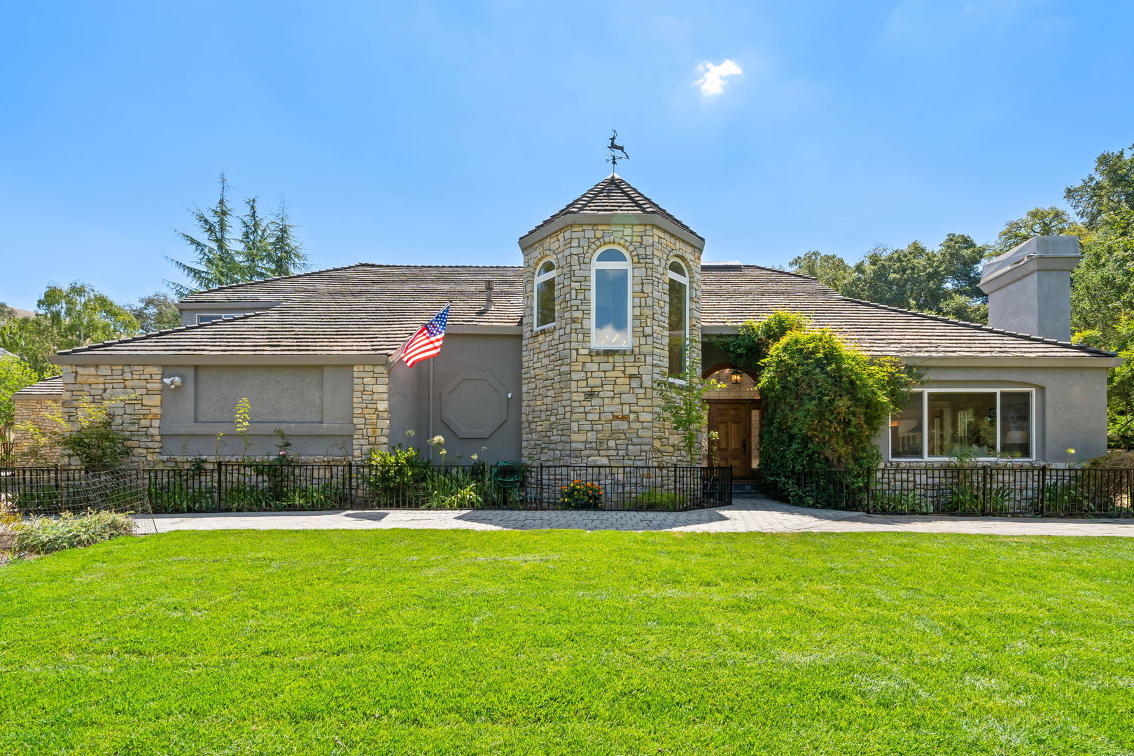 190 Silver Pine Lane — photo