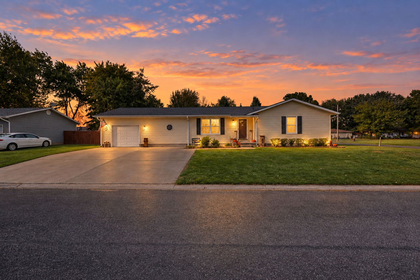 102 Lamar Drive — photo