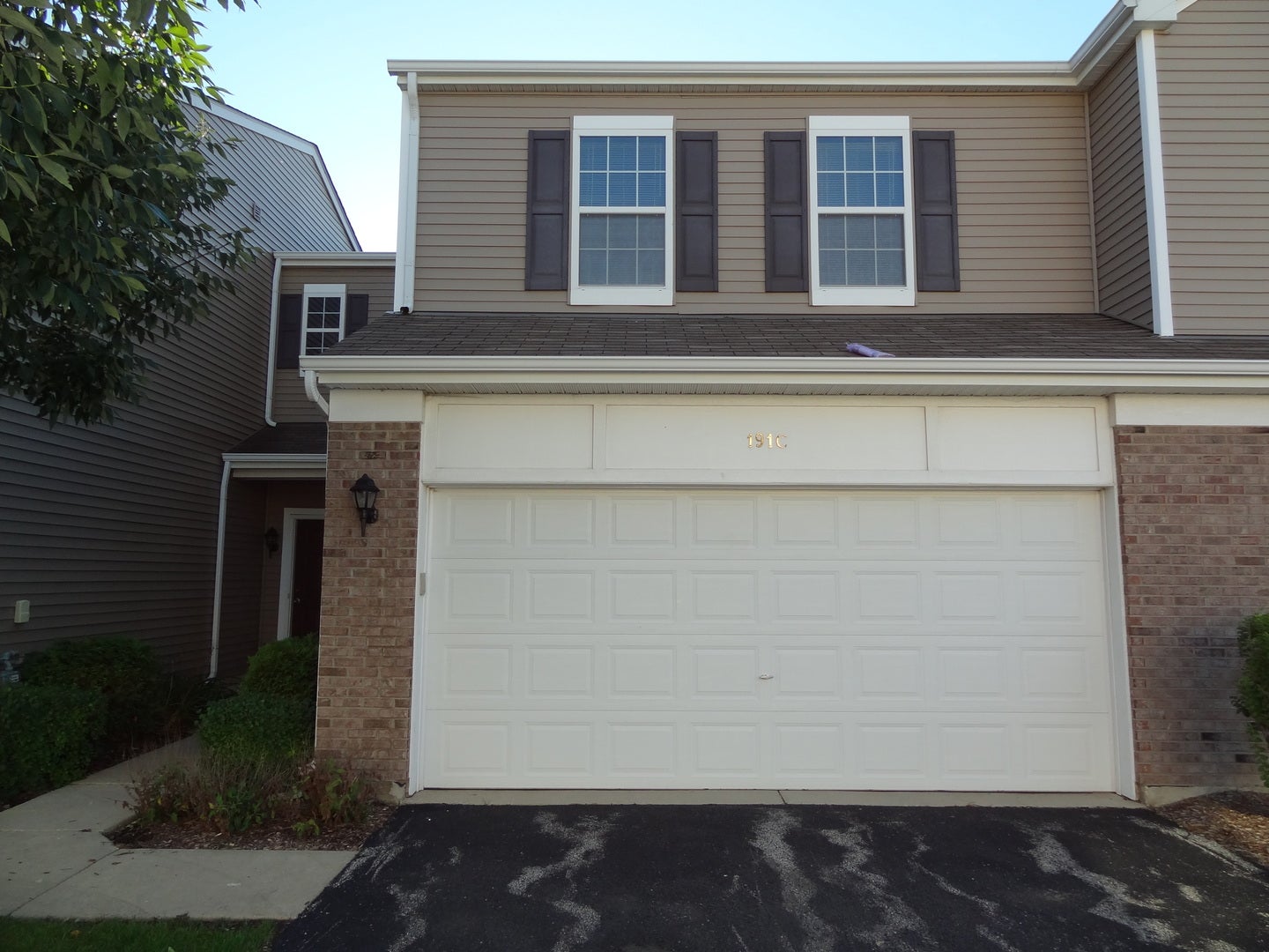 191 Willoughby Court C — photo