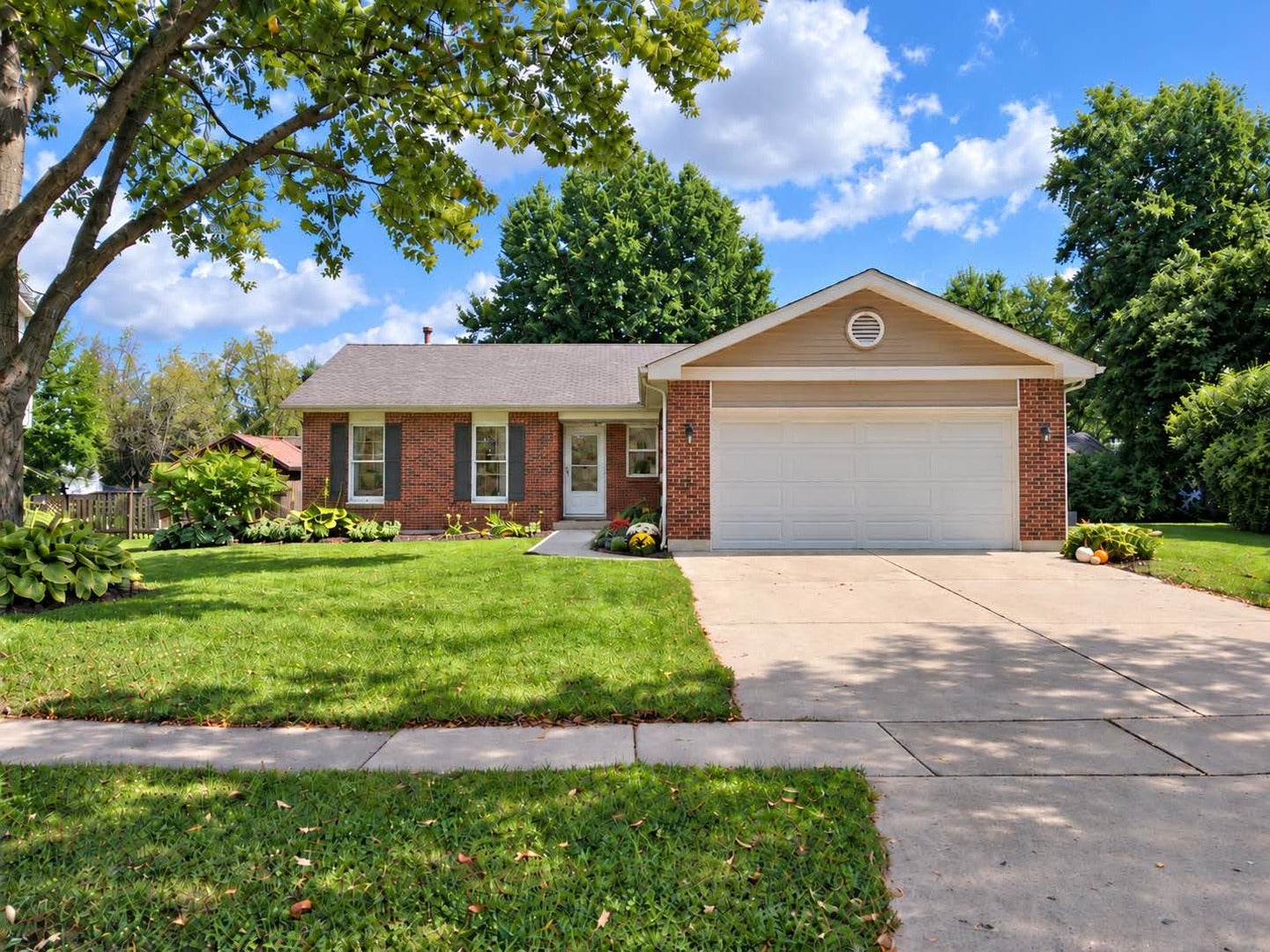 1010 Fox Run Lane — photo