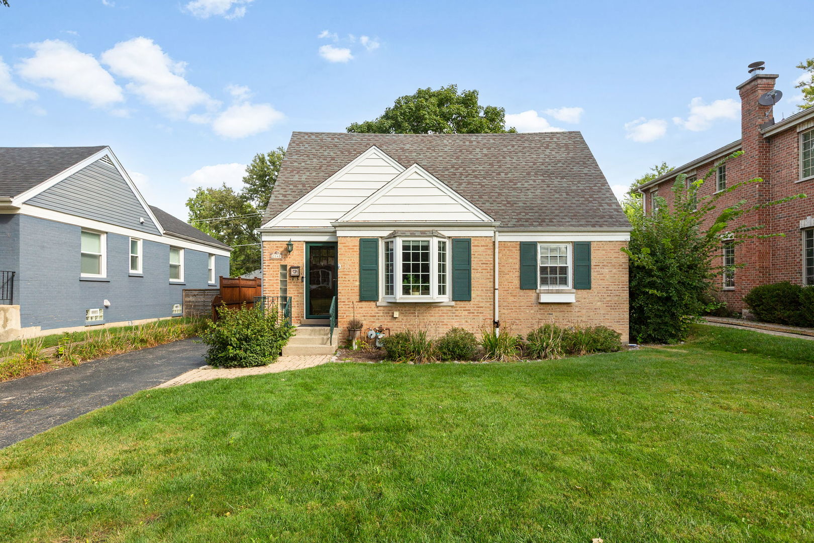 2140 Walnut Court — photo