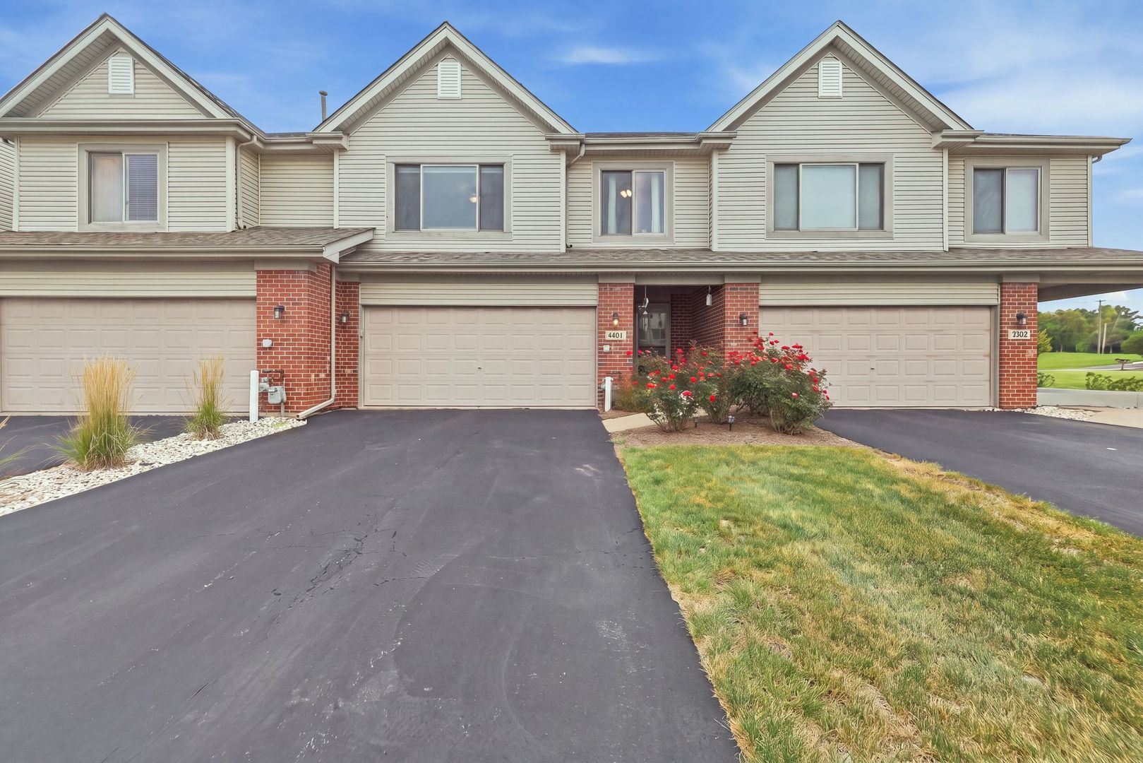 8234 Auburn Lane — photo