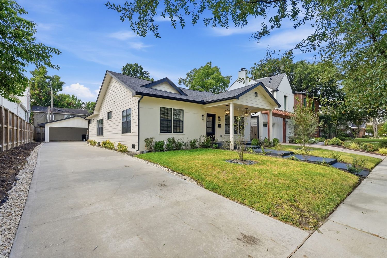 2109 Sul Ross Street — photo