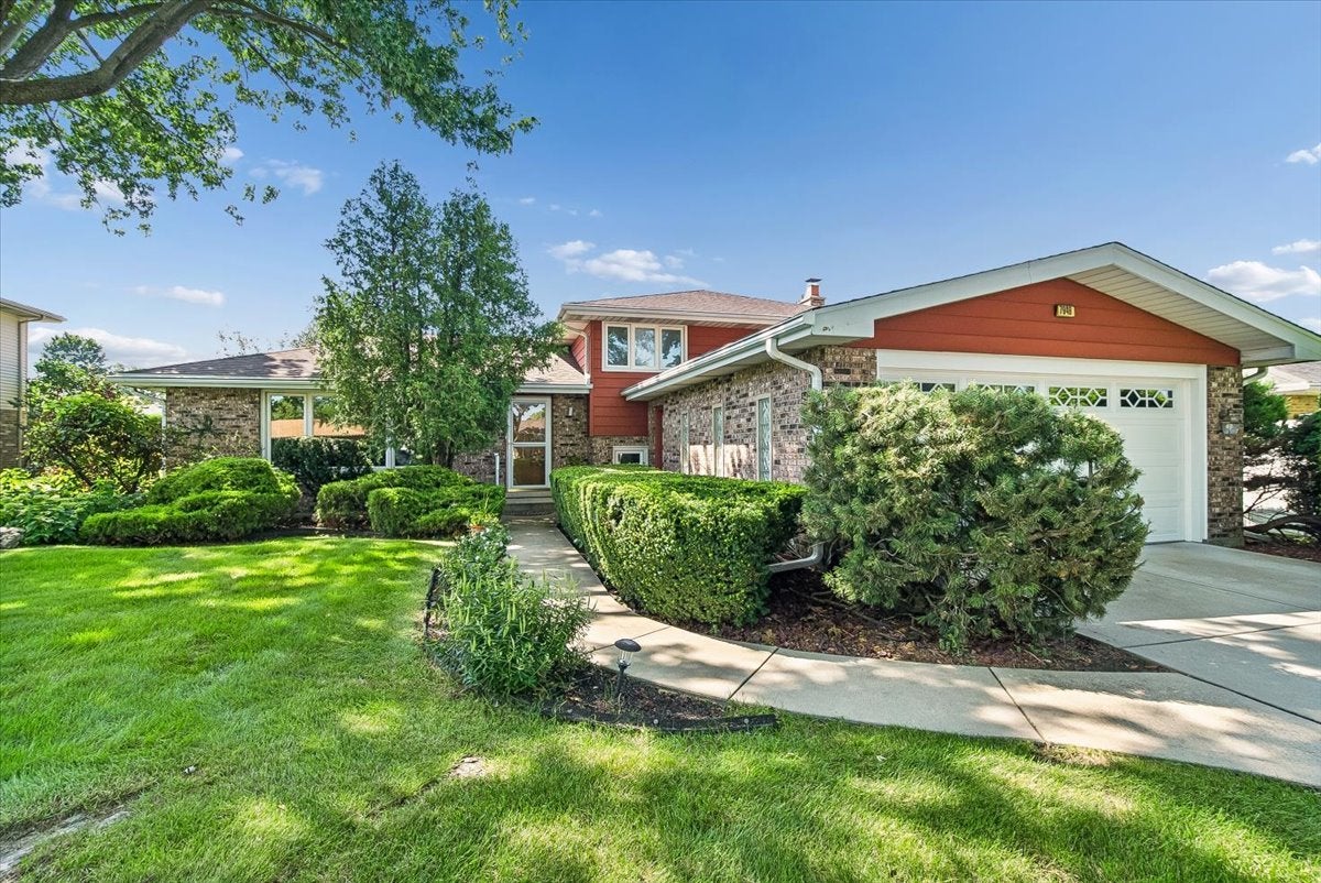 7949 Sycamore Drive — photo