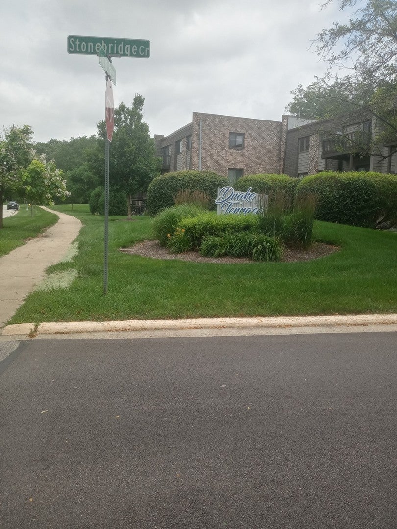 1480 Stonebridge Circle D-1 — photo