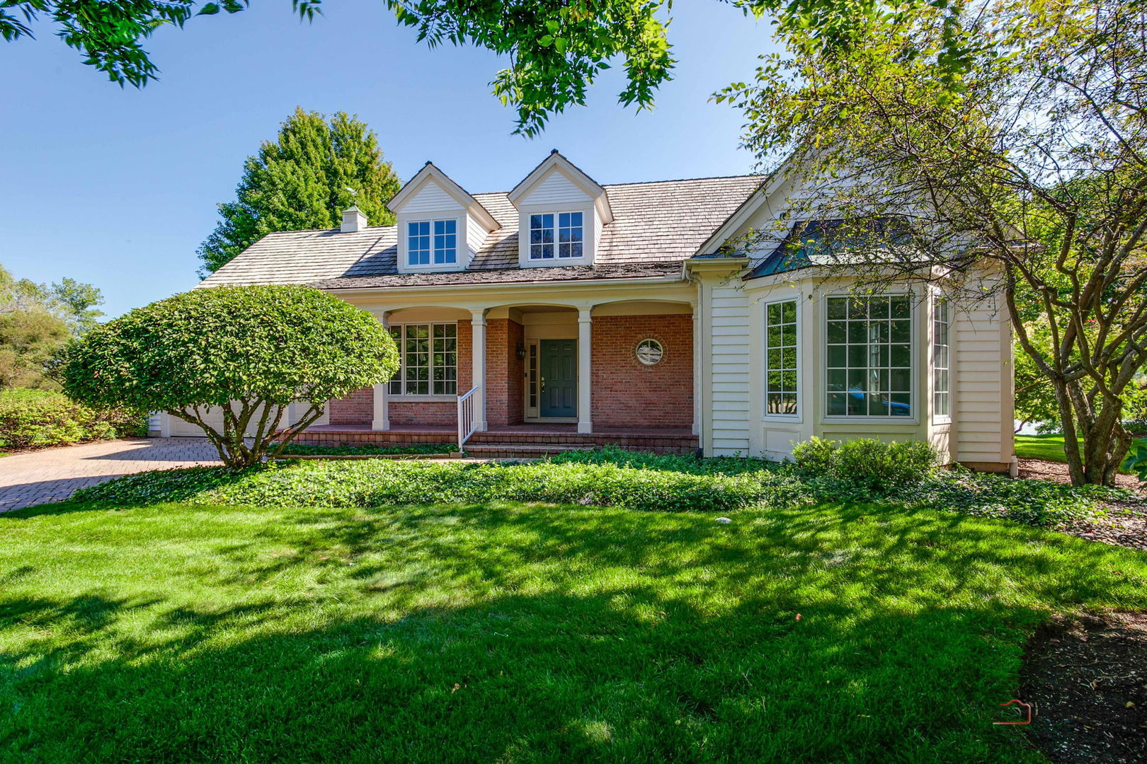 707 S Windsor Court — photo