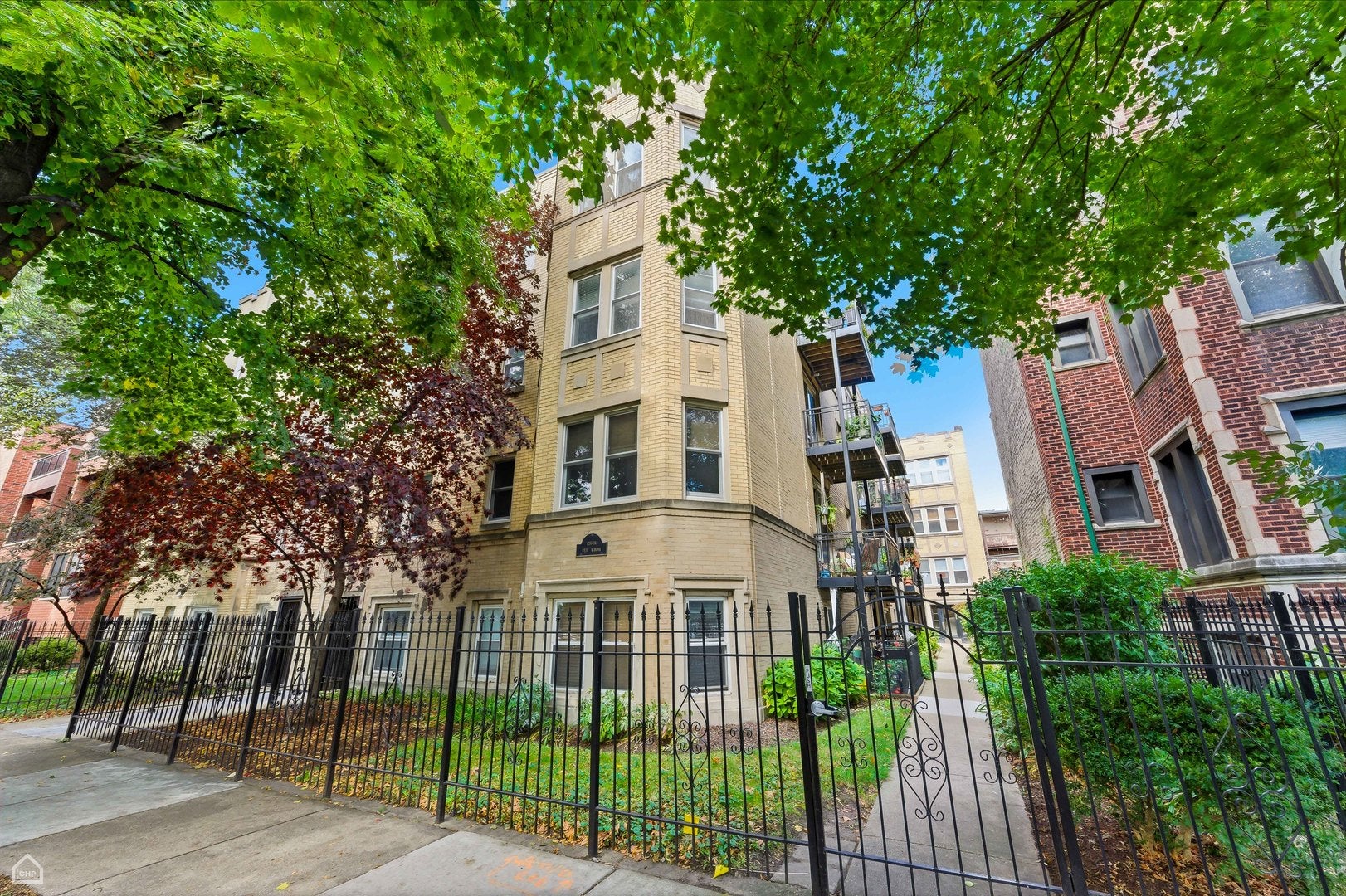 1258 W Winona Street 4B — photo