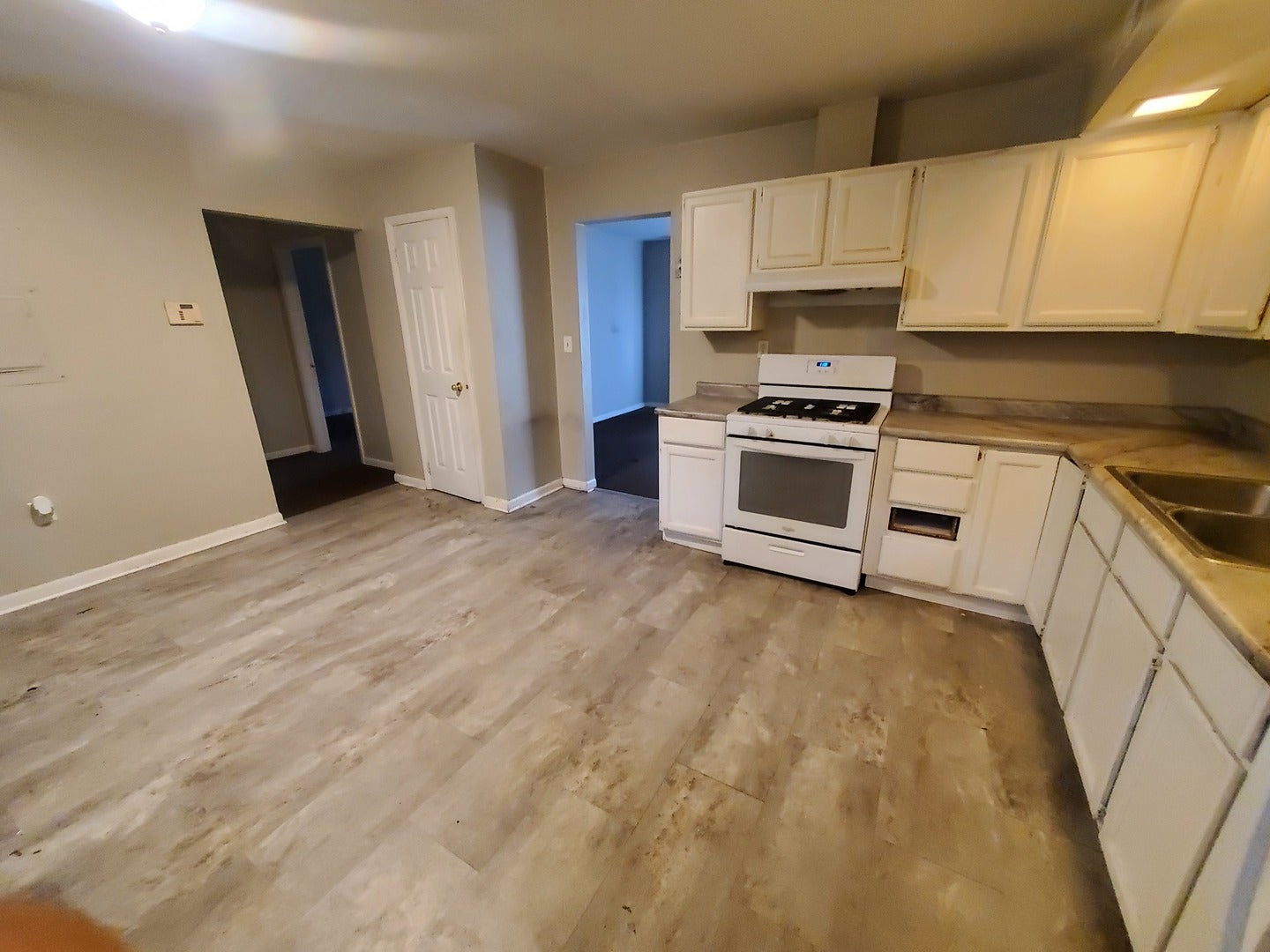 Home in Sauk Village, IL 60411 — photo 3