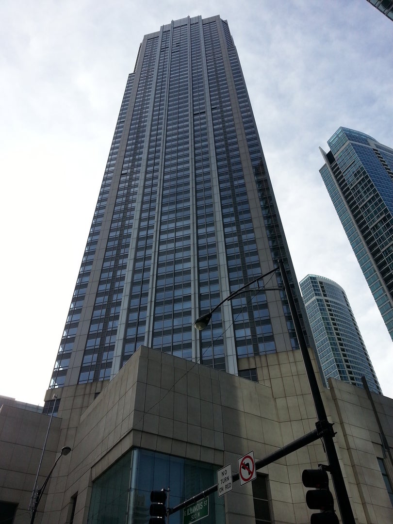 512 N Mcclurg Court 1206 — photo
