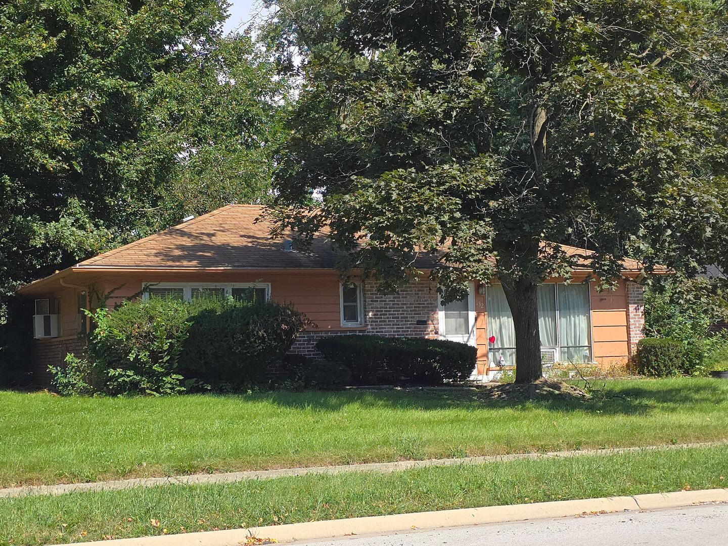 132 Shabbona Drive — photo