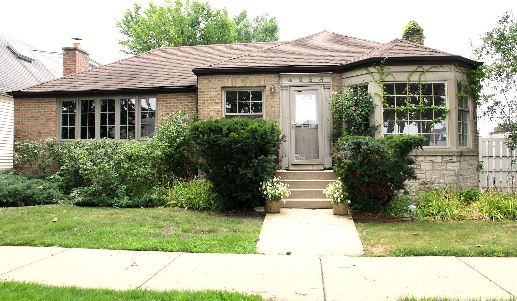 4256 N Ottawa Avenue — photo