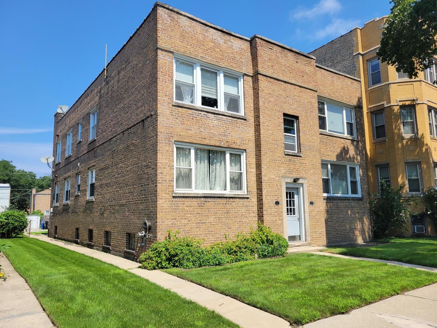 2636 W Berwyn Avenue 2E — photo