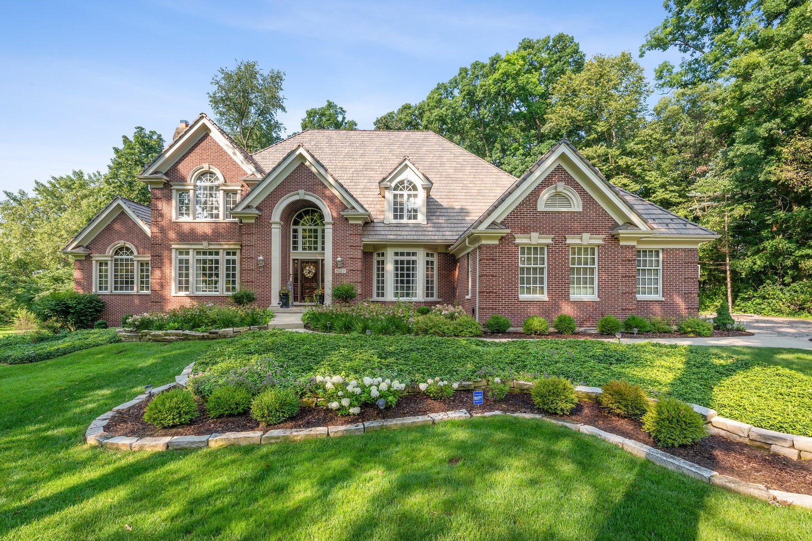 3017 Glen Eagles Court — photo