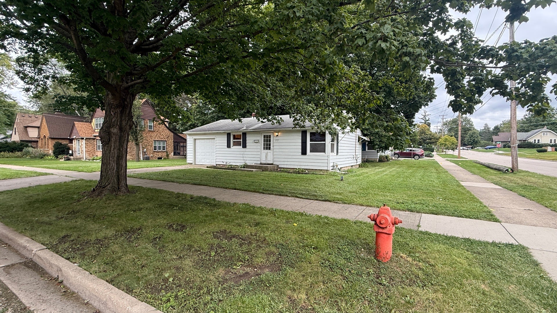 33 S Aldine Street — photo