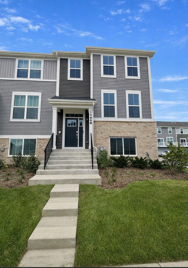 14948 S McCarthy Circle 14948 — photo