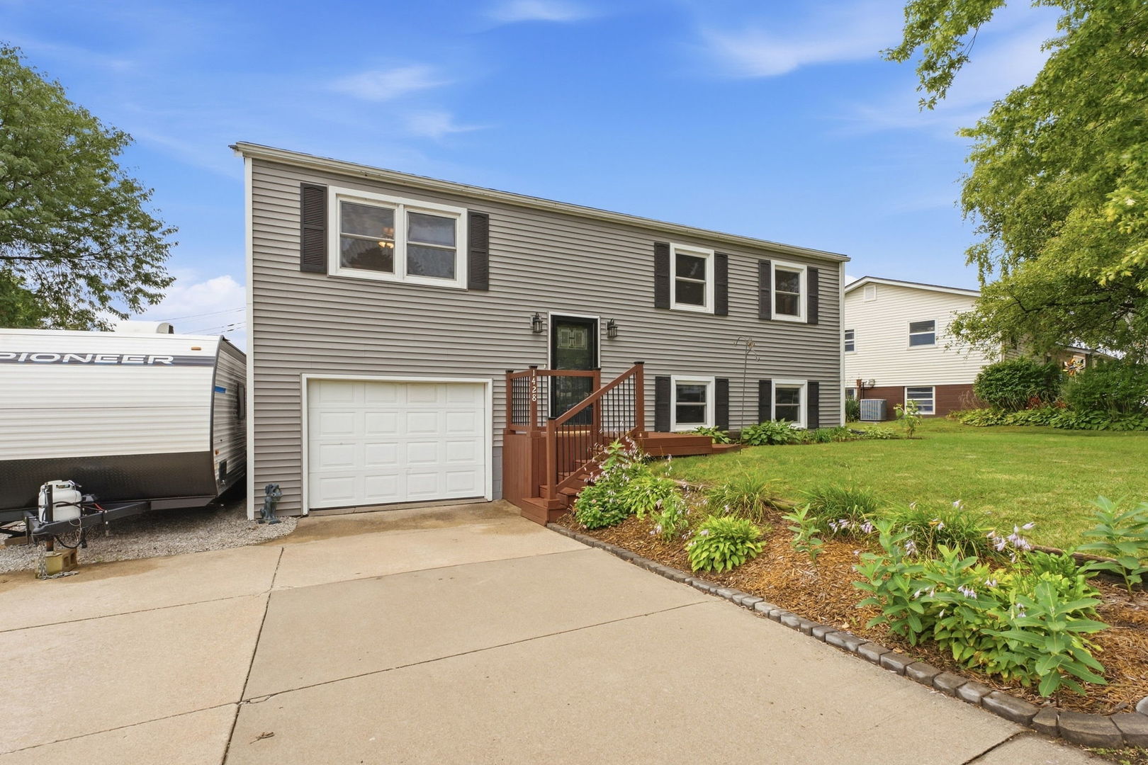 1428 Glenwood Drive — photo
