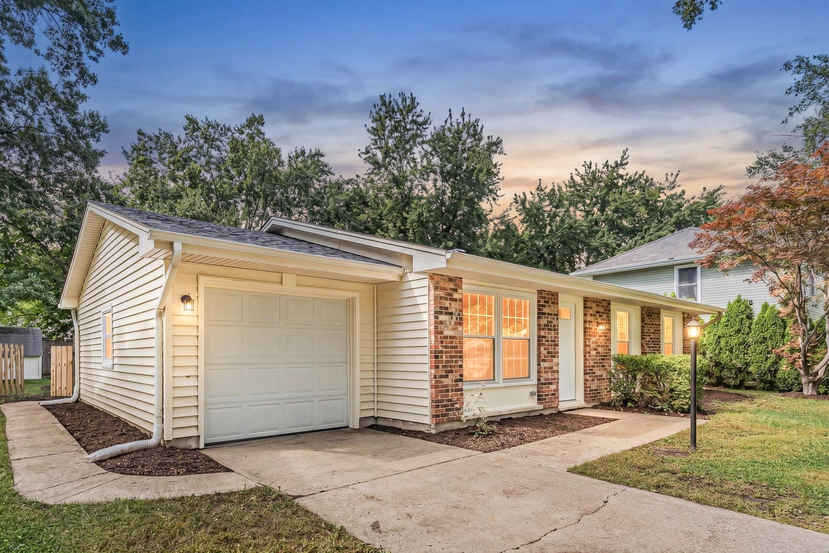 185 Brandon Court — photo