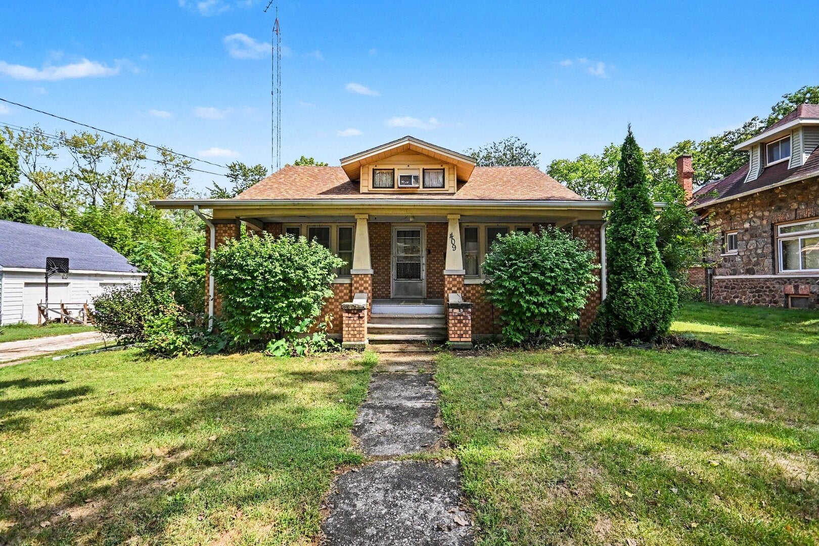 409 N Joliet Street — photo