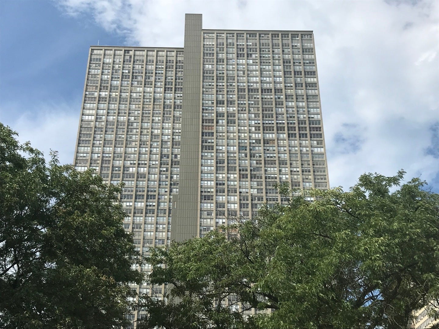 655 W Irving Park Road 1609 — photo
