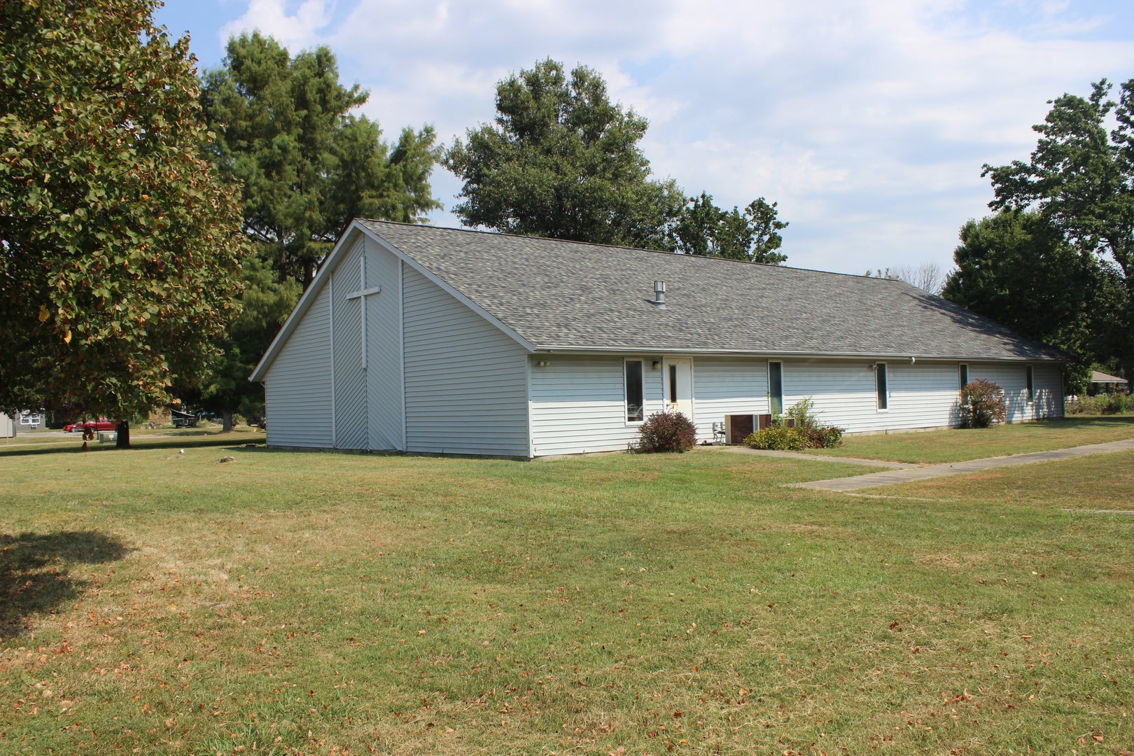 321 Country Club Lane — photo