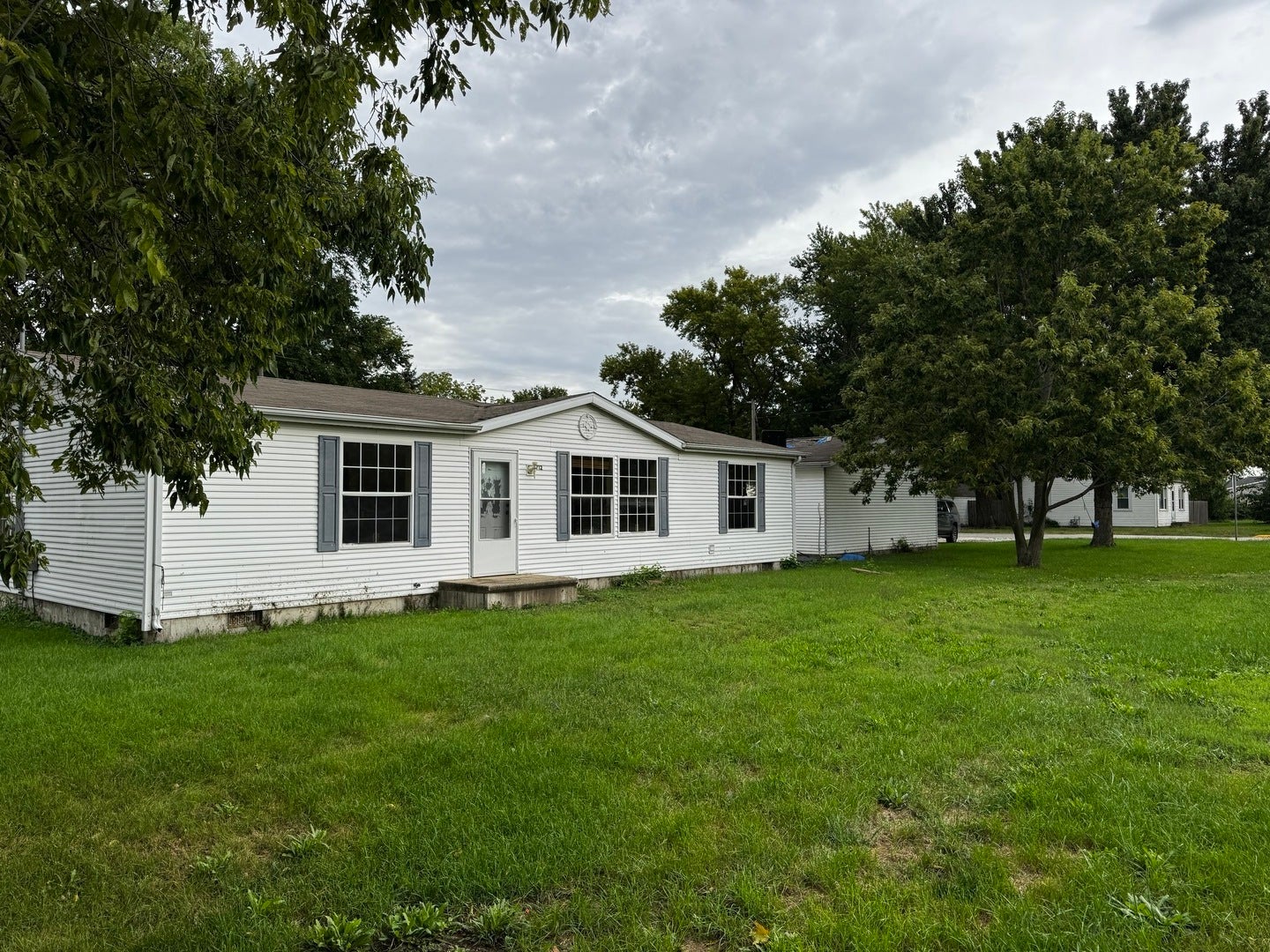 712 E Main Street, Cornell, IL 61319 — photo 2
