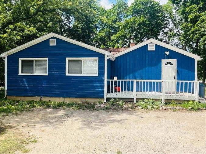 1485 W Dundee Road — photo