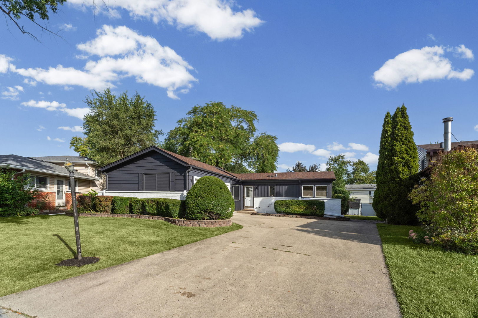 160 Lancaster Lane — photo