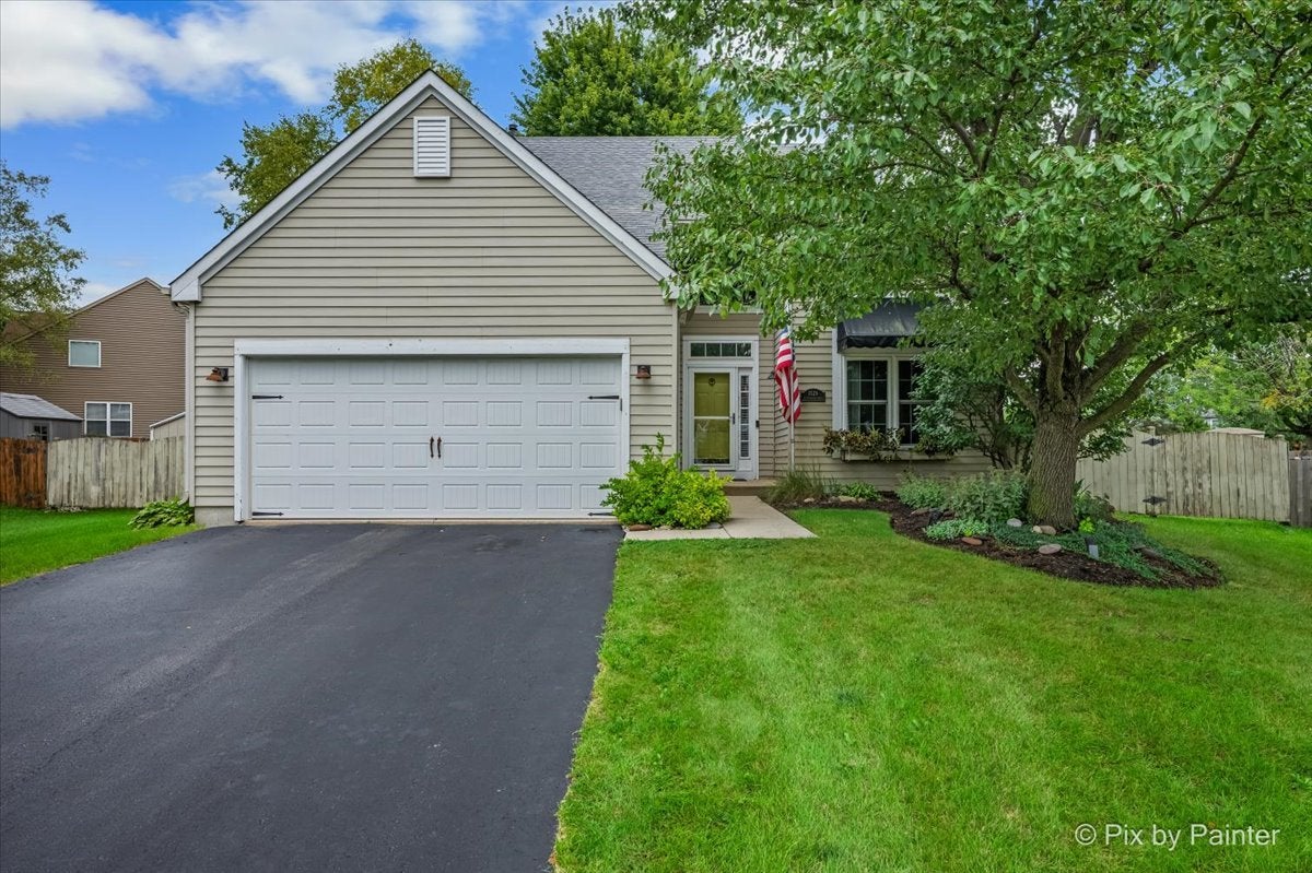 1529 Autumncrest Court — photo
