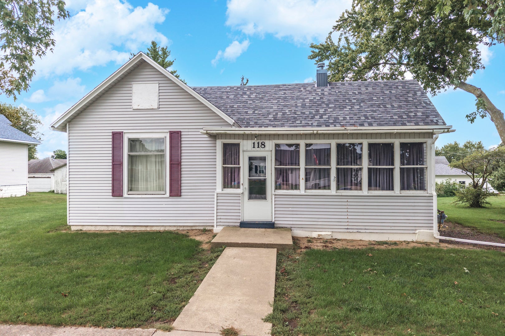 118 W Van Alstyne Street — photo