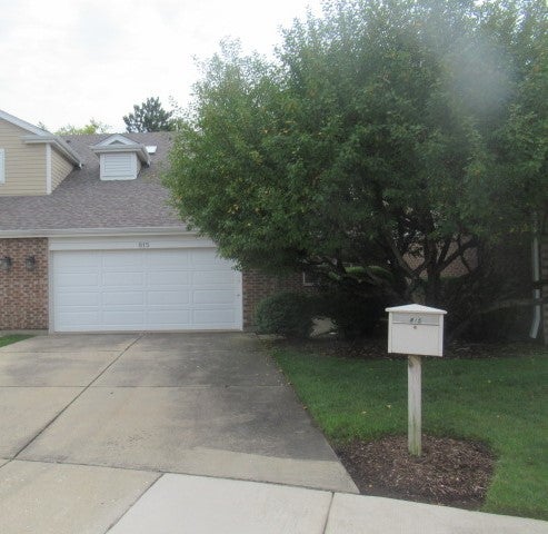 815 Winchester Lane — photo