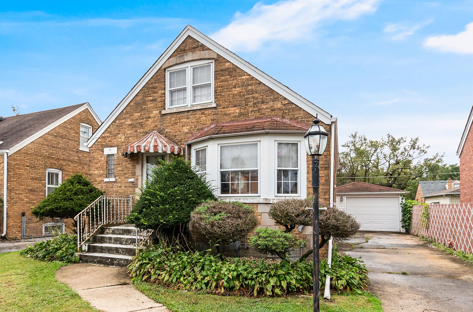 182 Martin Lane — photo
