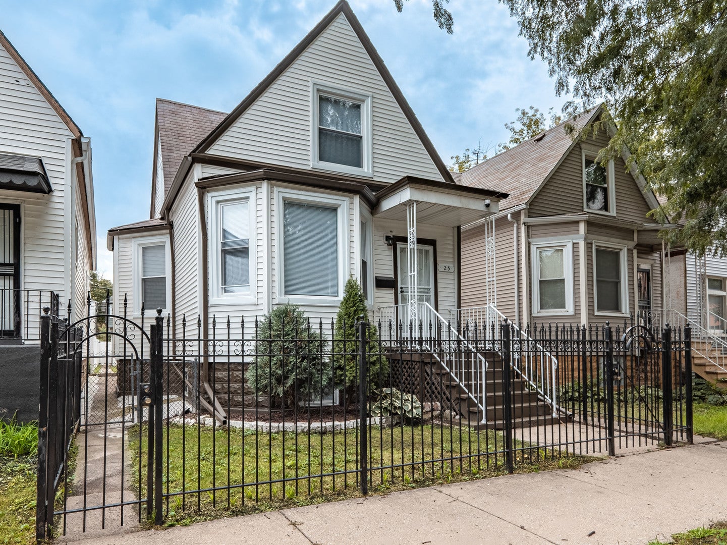 25 E 117th Place — photo