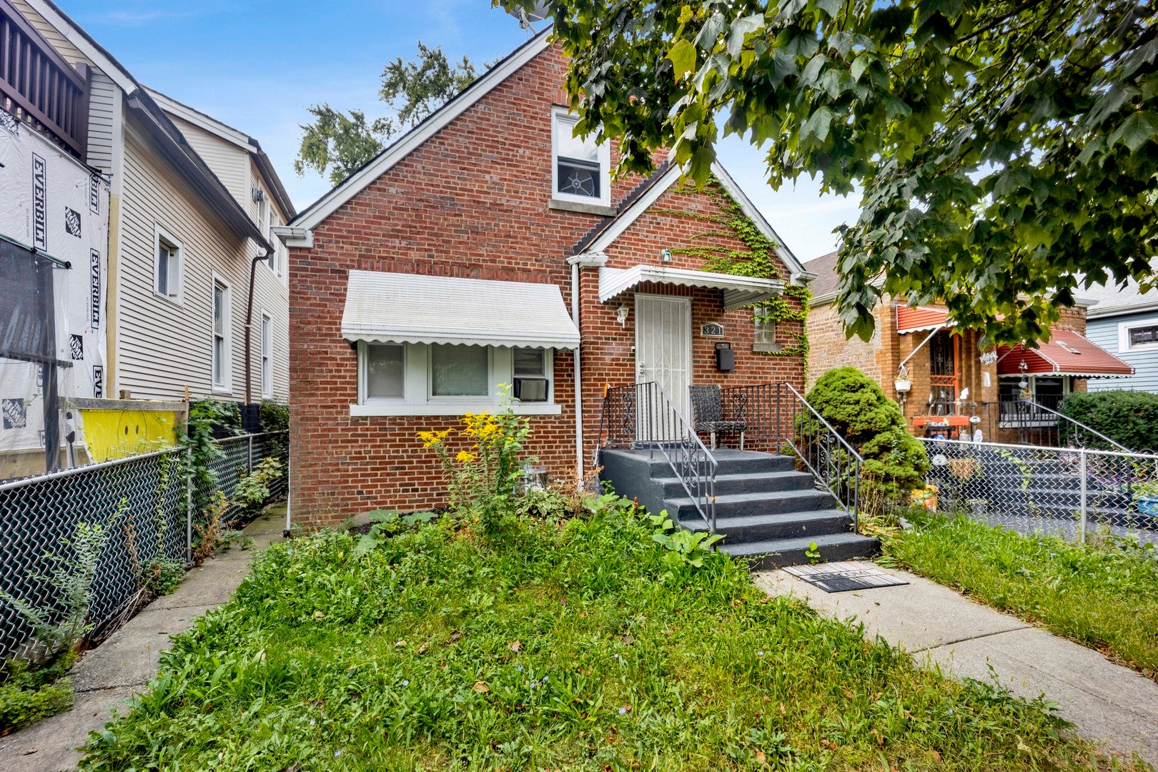 321 W 104th Place — photo