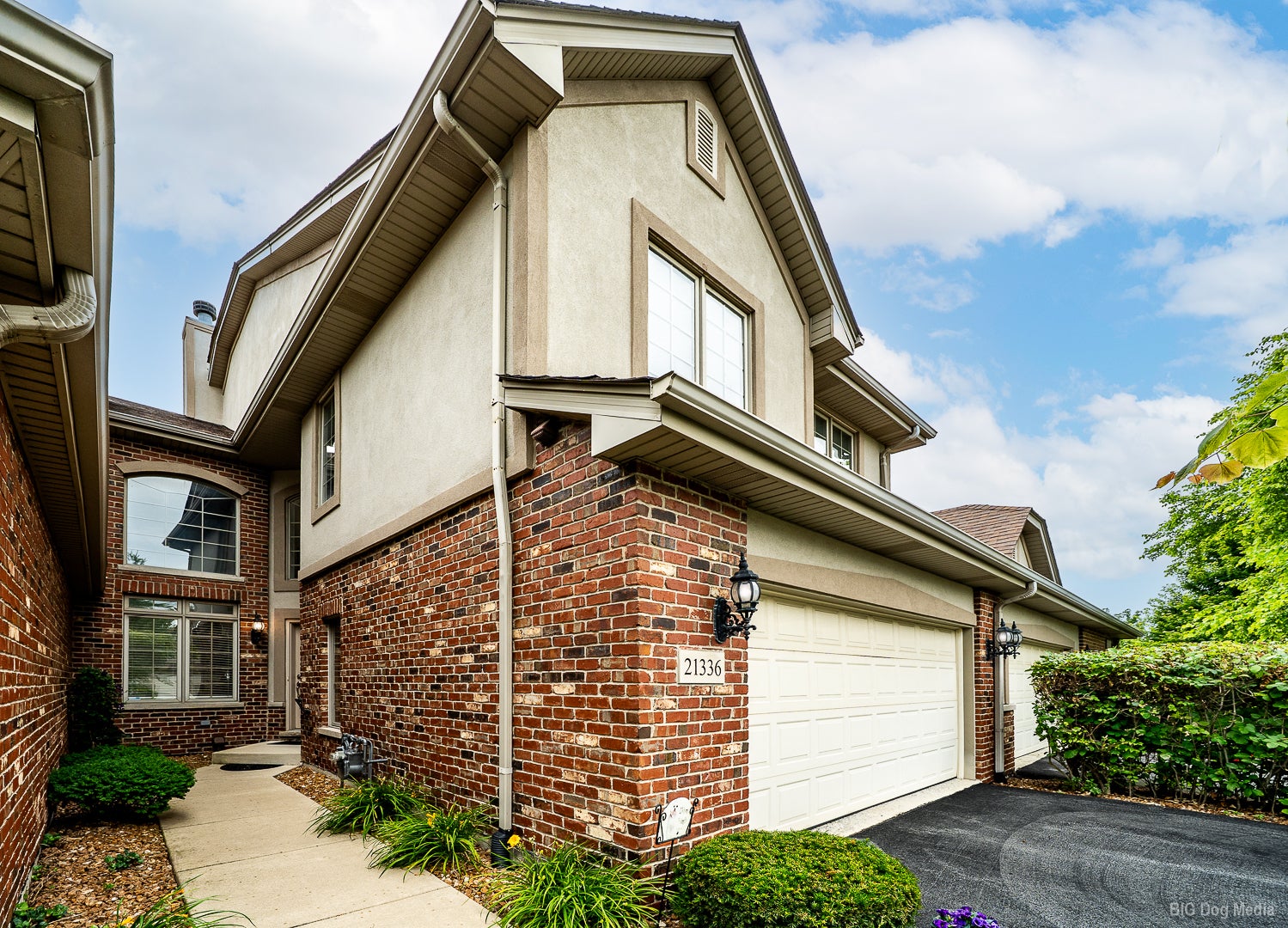 21336 Settlers Pond Drive — photo