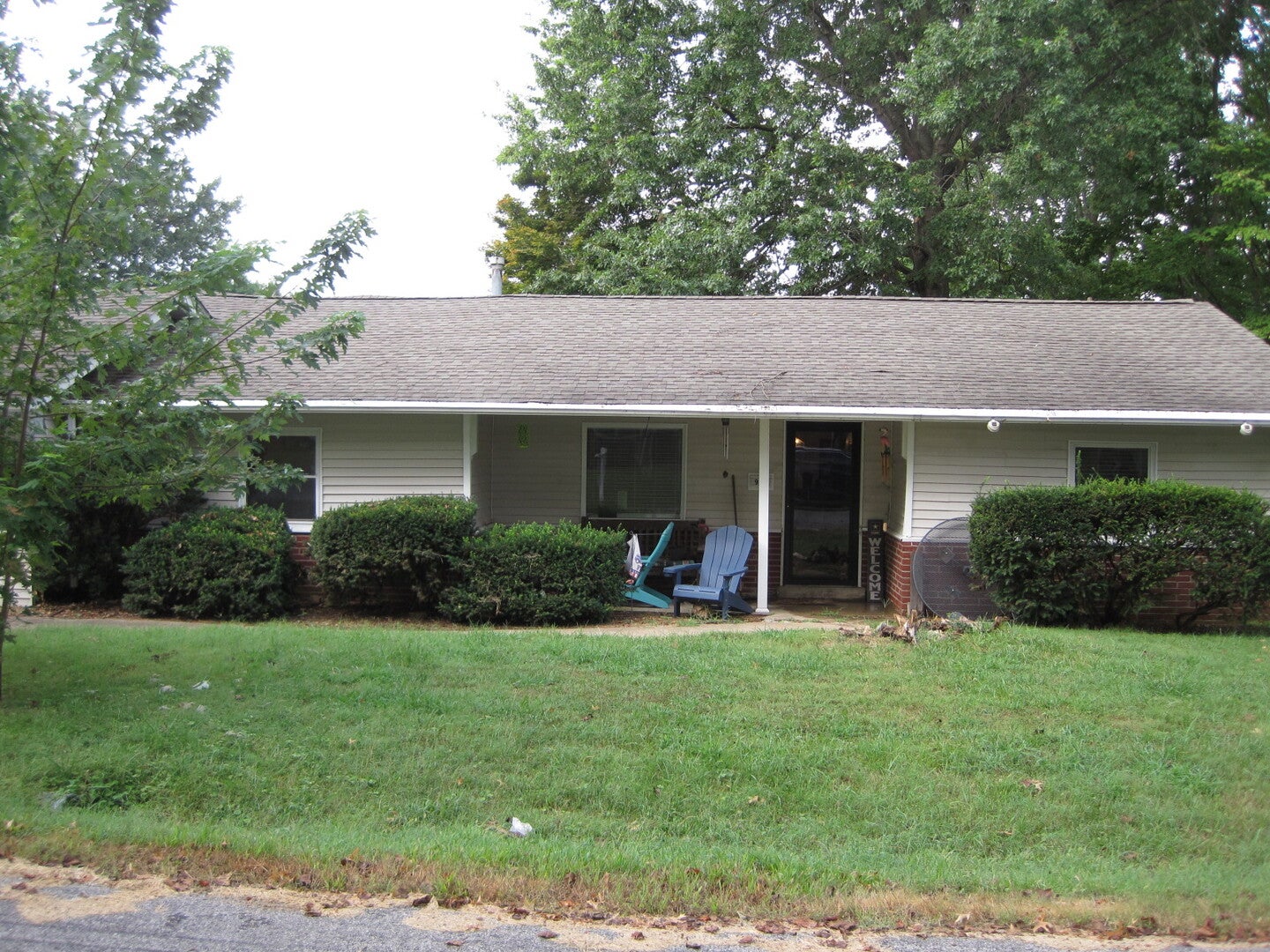 913 Peony Drive — photo
