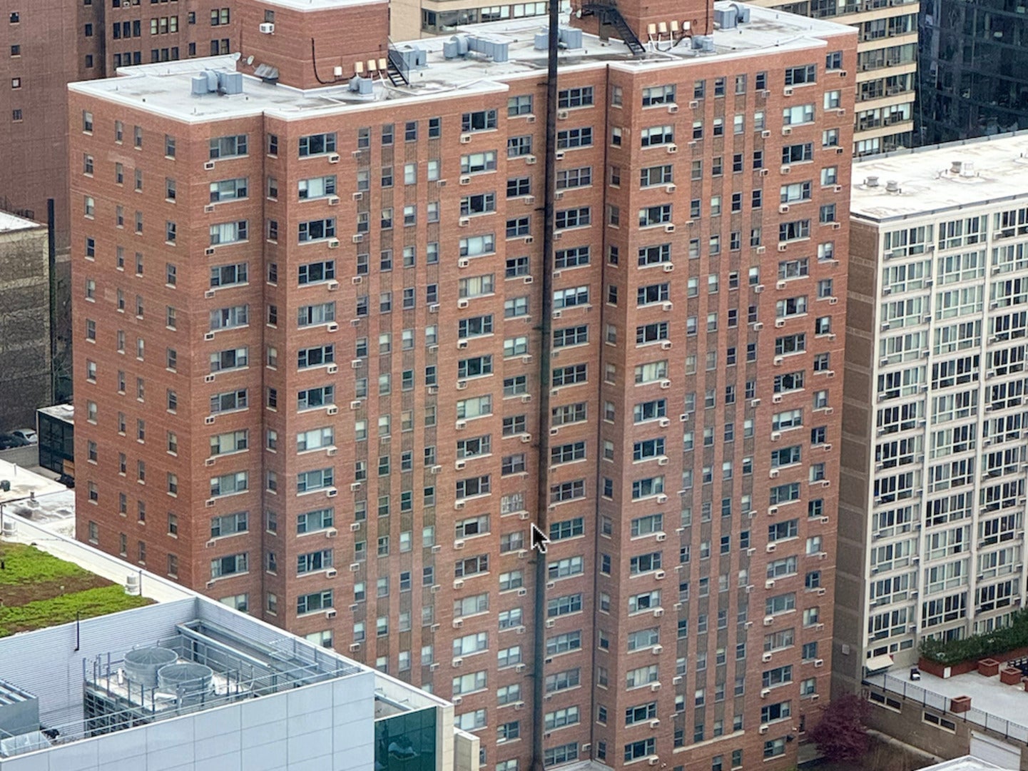 2909 N Sheridan Road 409 — photo