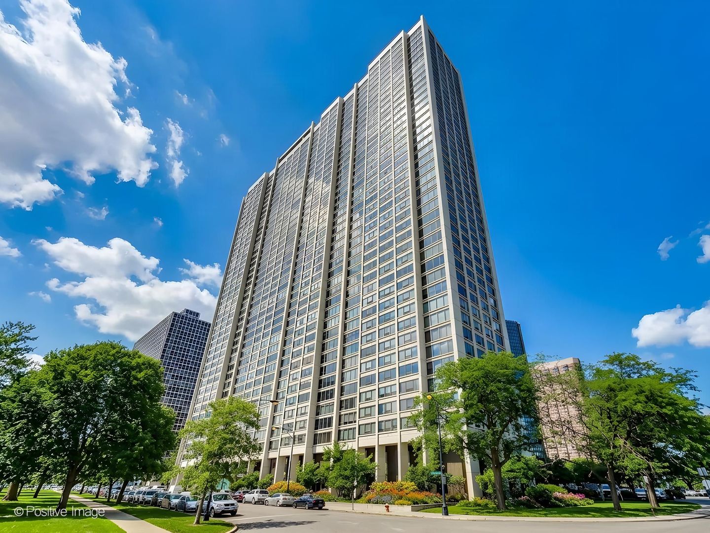2800 N Lake Shore Drive 1003 — photo