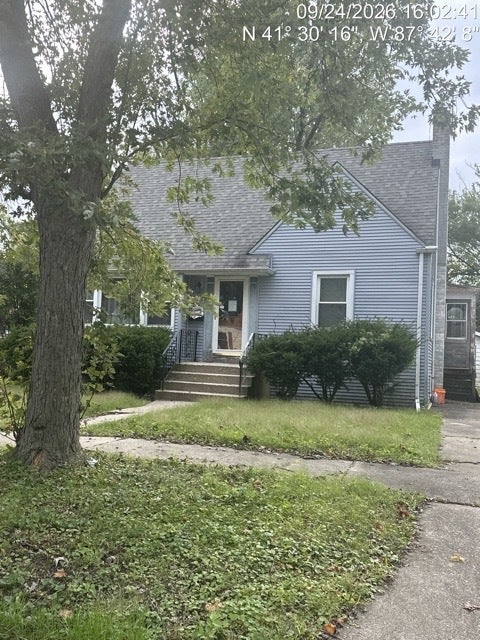 21202 Oak Street — photo