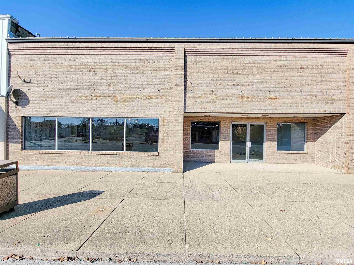 128 W North Avenue — photo