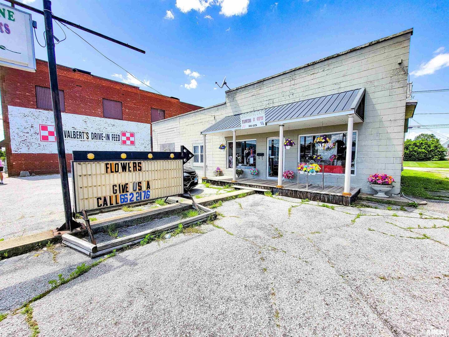 223 E North Avenue — photo